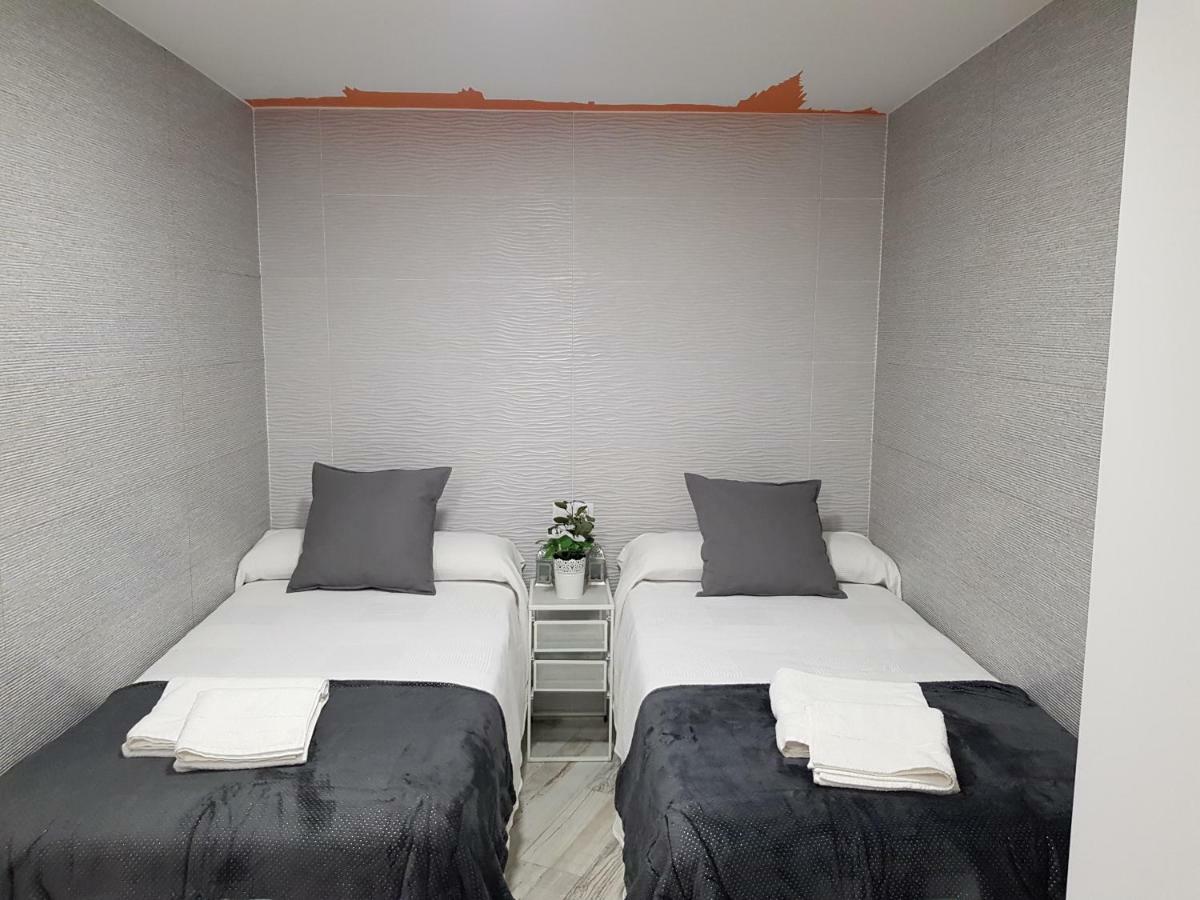 Apartamentos Suenos De Toledo Bagian luar foto