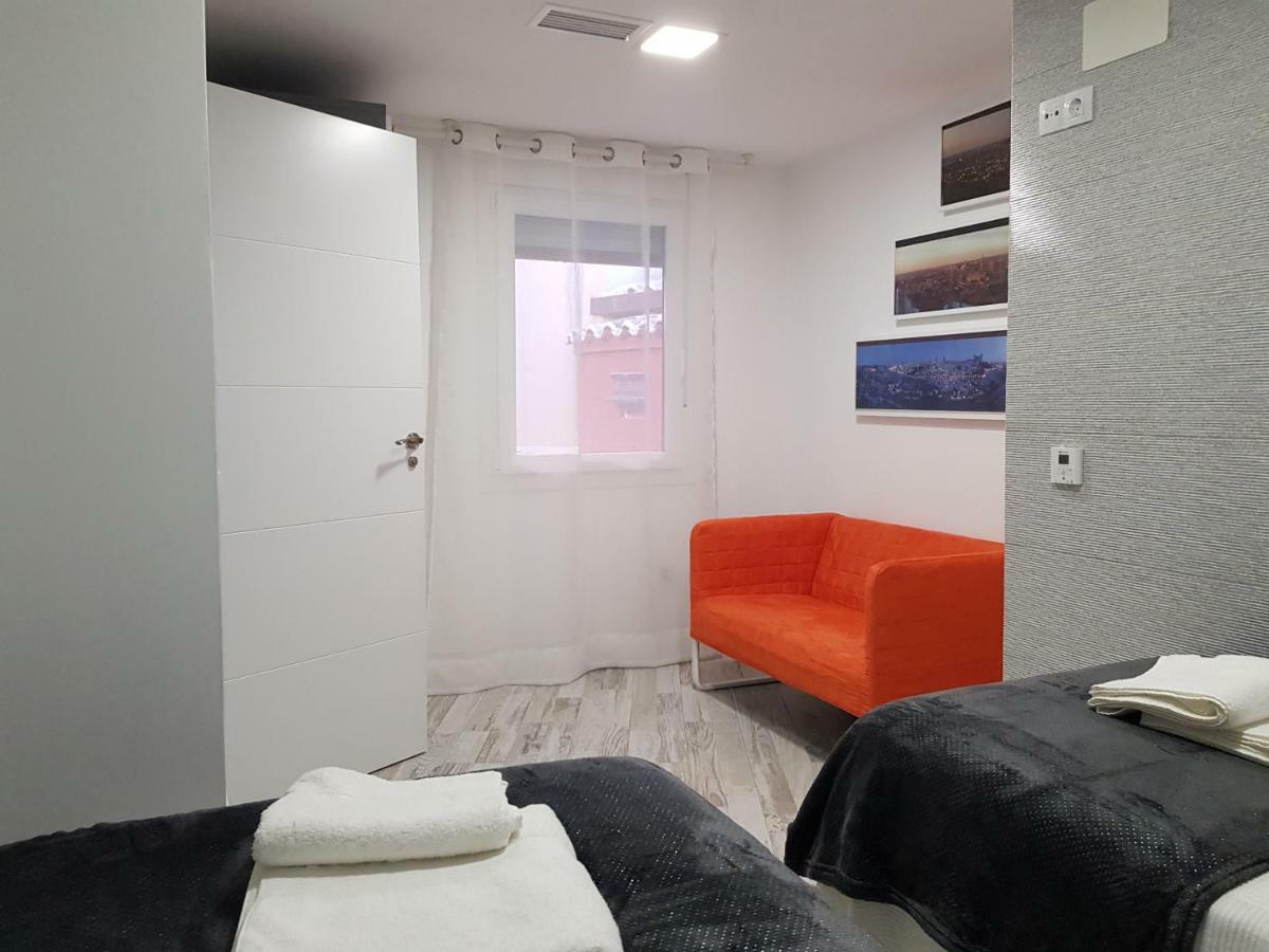 Apartamentos Suenos De Toledo Bagian luar foto